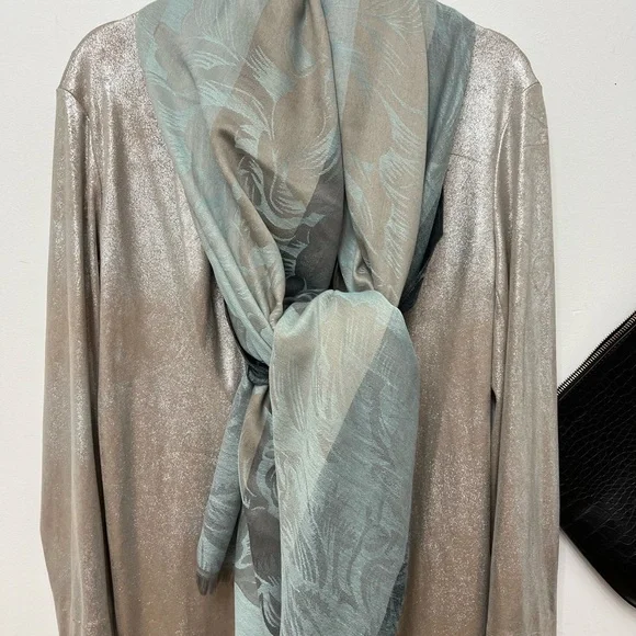 Silver & blue scarf/shawl - Picture 6 of 8